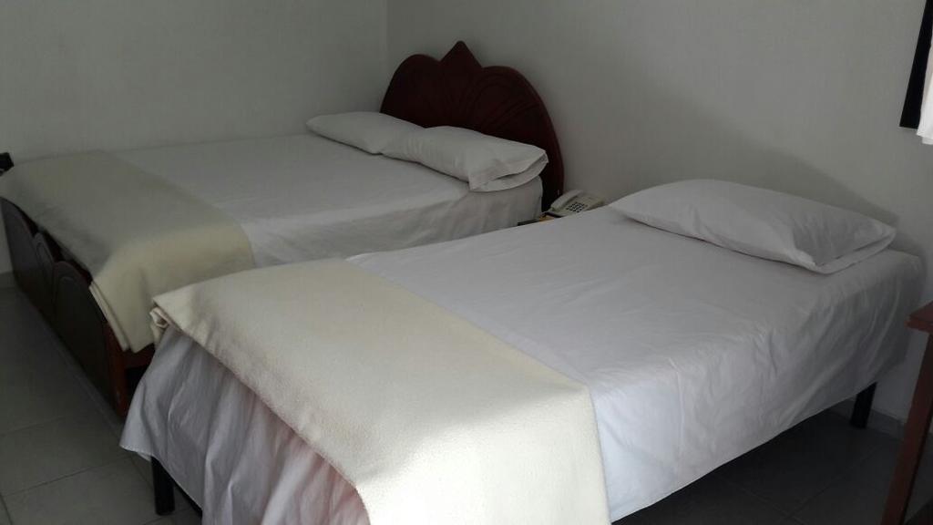 Imagen de presentación de HOTEL 9. 99