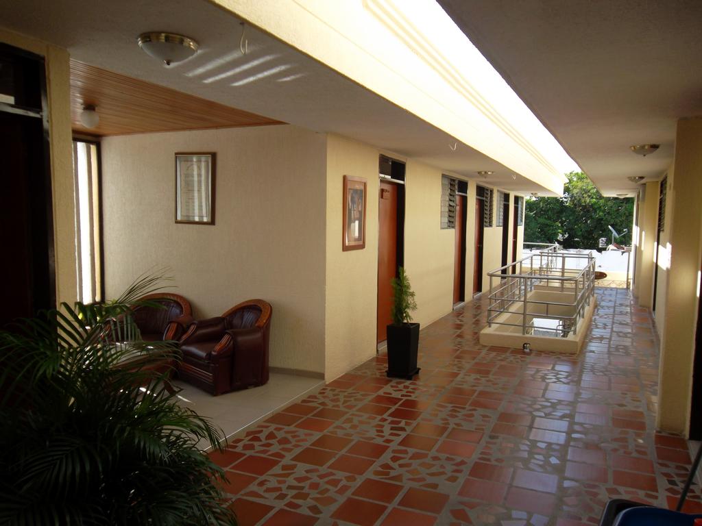 Imagen de presentación de HOTEL 9. 99